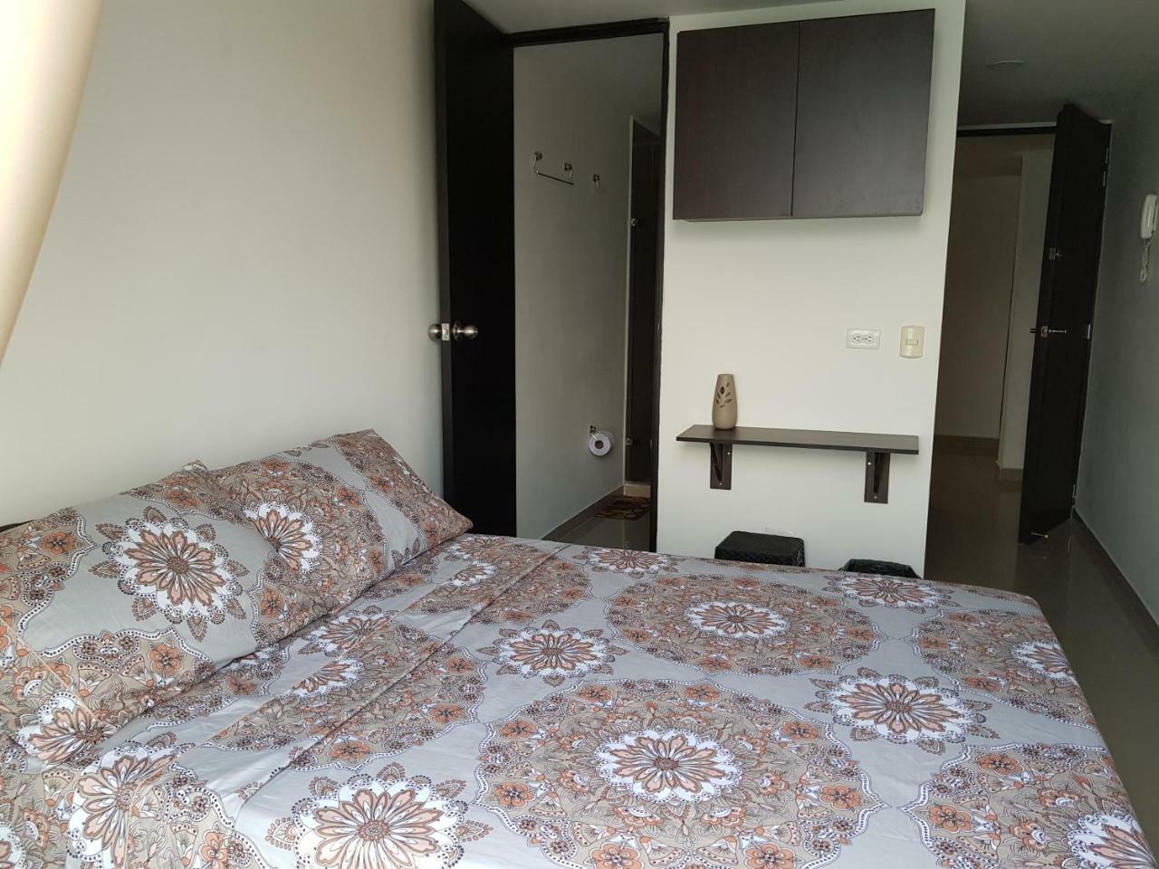 Apartasuites Medellin Los Molinos Exteriör bild